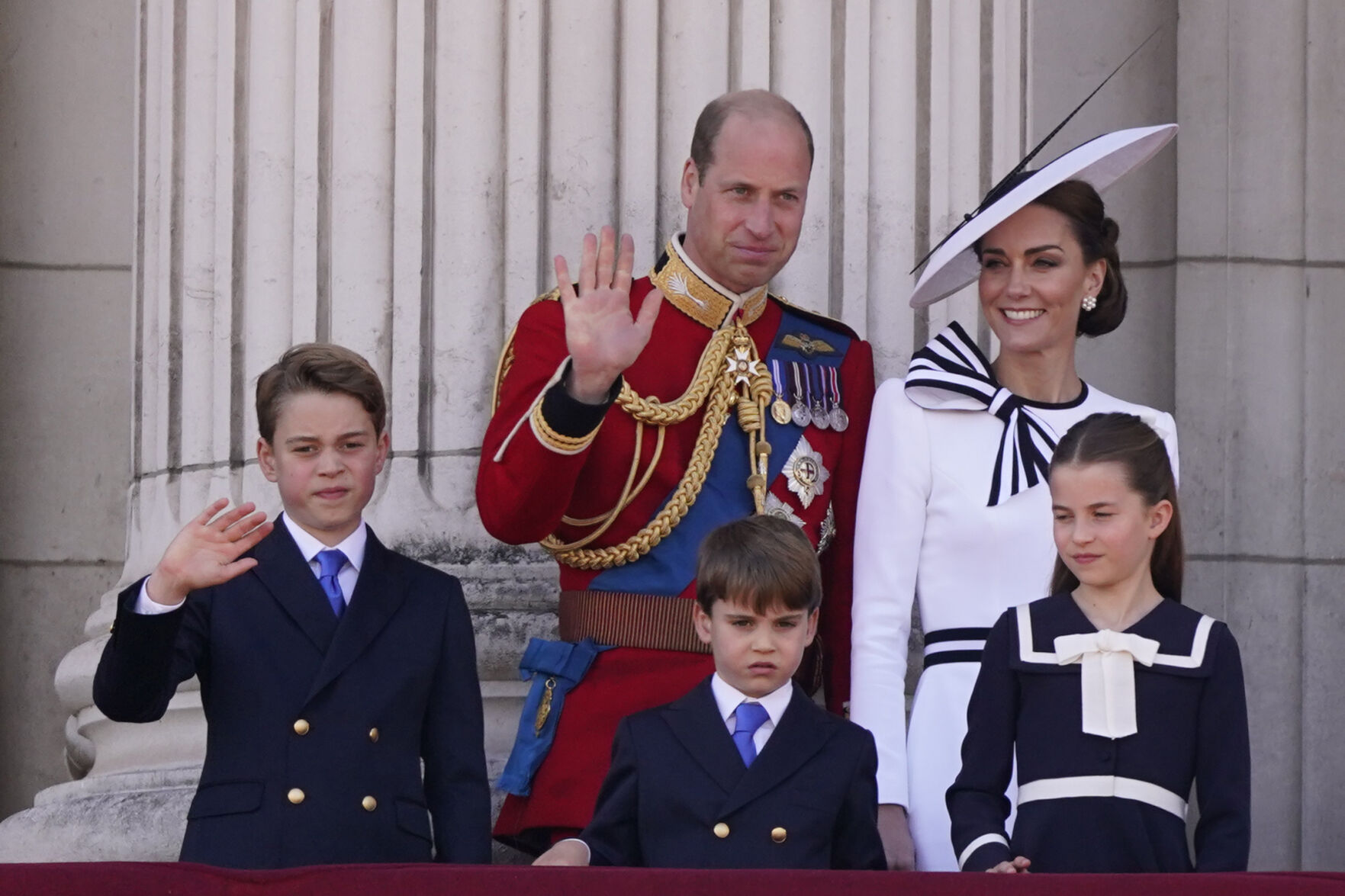 Royal family waves at Britain's Trooping The Color